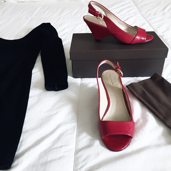 Elie Tahari red patent leather pumps - Picture 3 of 6